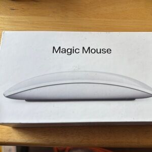 Apple Magic Mouse - Sleek Silver Design